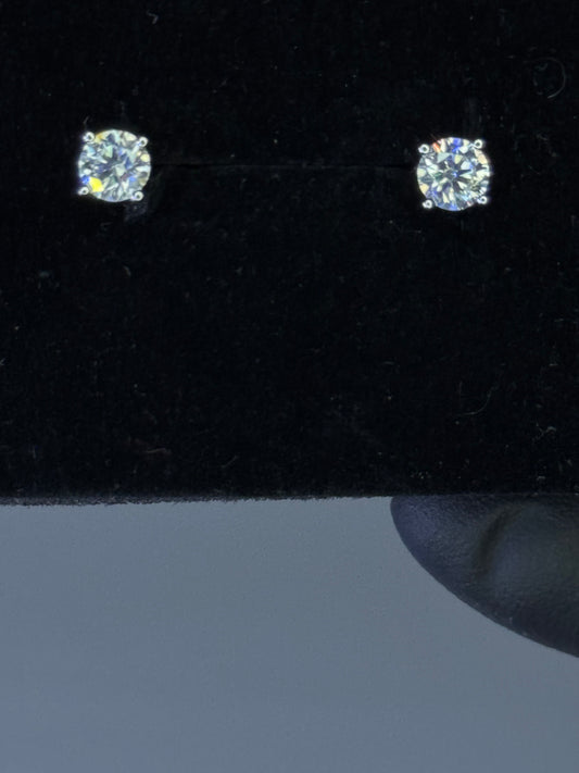 Gray & Co 0.5ct Moissanite Stud Earrings – 3mm – VVS1 D Color – 925 Sterling Silver