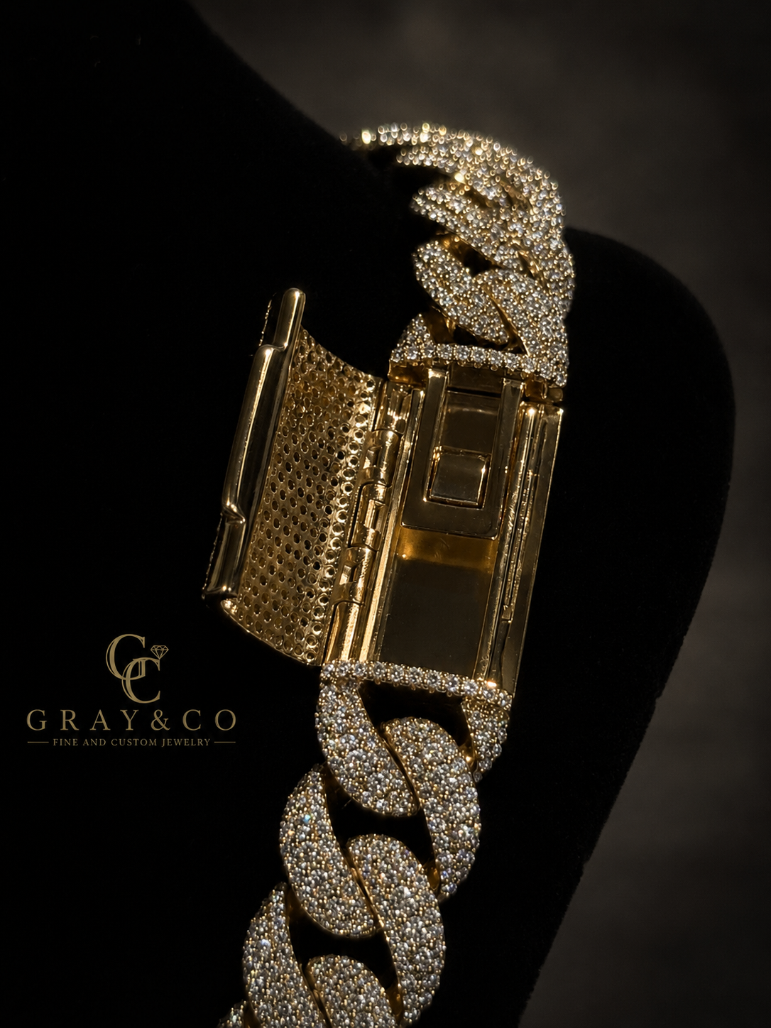 Gray&Co 16mm 3D Moissanite Cuban Link Chain