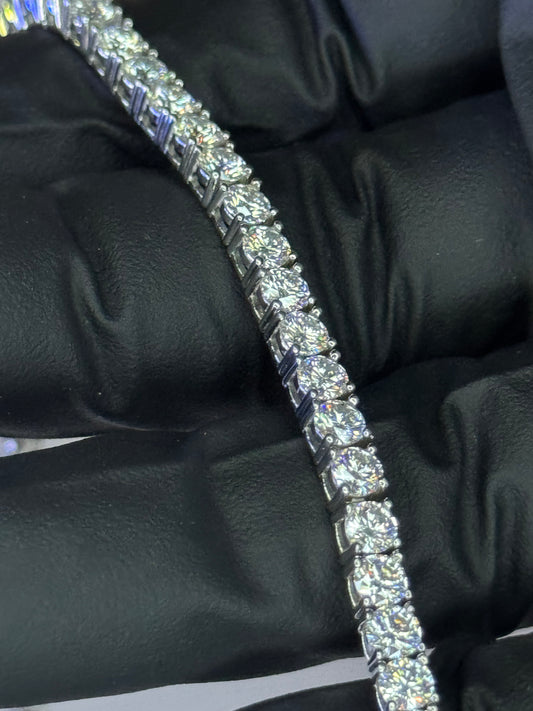 Gray&Co 4mm Moissanite Tennis Bracelet – VVS1 D Color – 925 Sterling Silver
