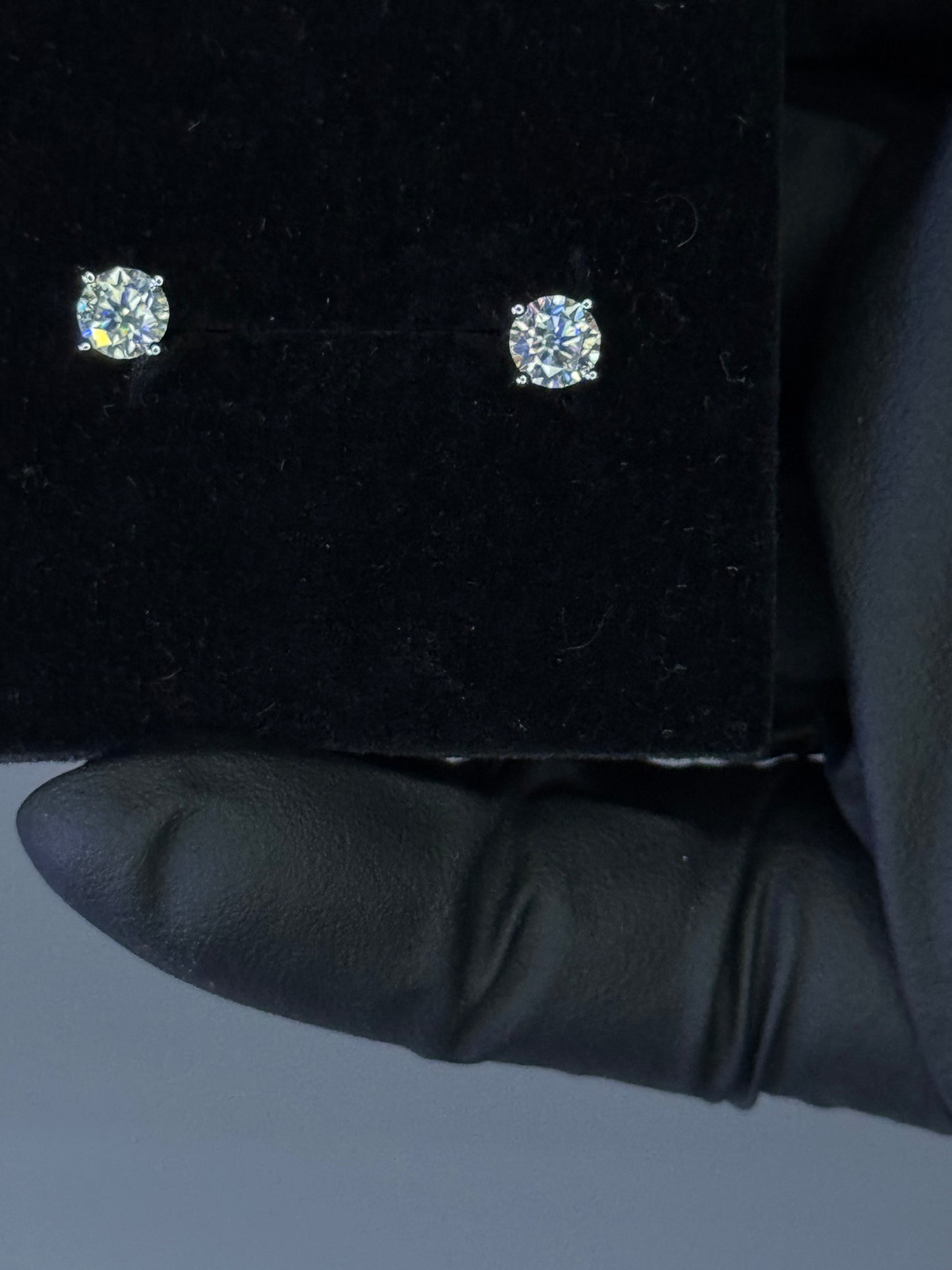 Gray & Co 0.5ct Moissanite Stud Earrings – 3mm – VVS1 D Color – 925 Sterling Silver
