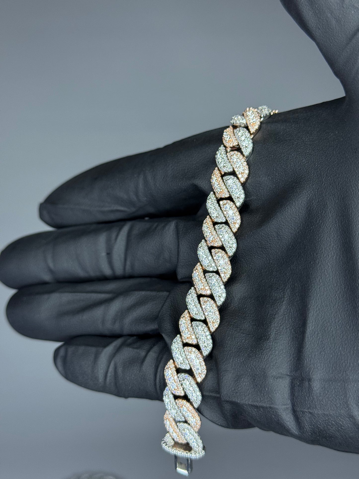Gray&Co 10mm 3D Moissanite Cuban Link Bracelet – VVS1 D Color – 925 Sterling Silver