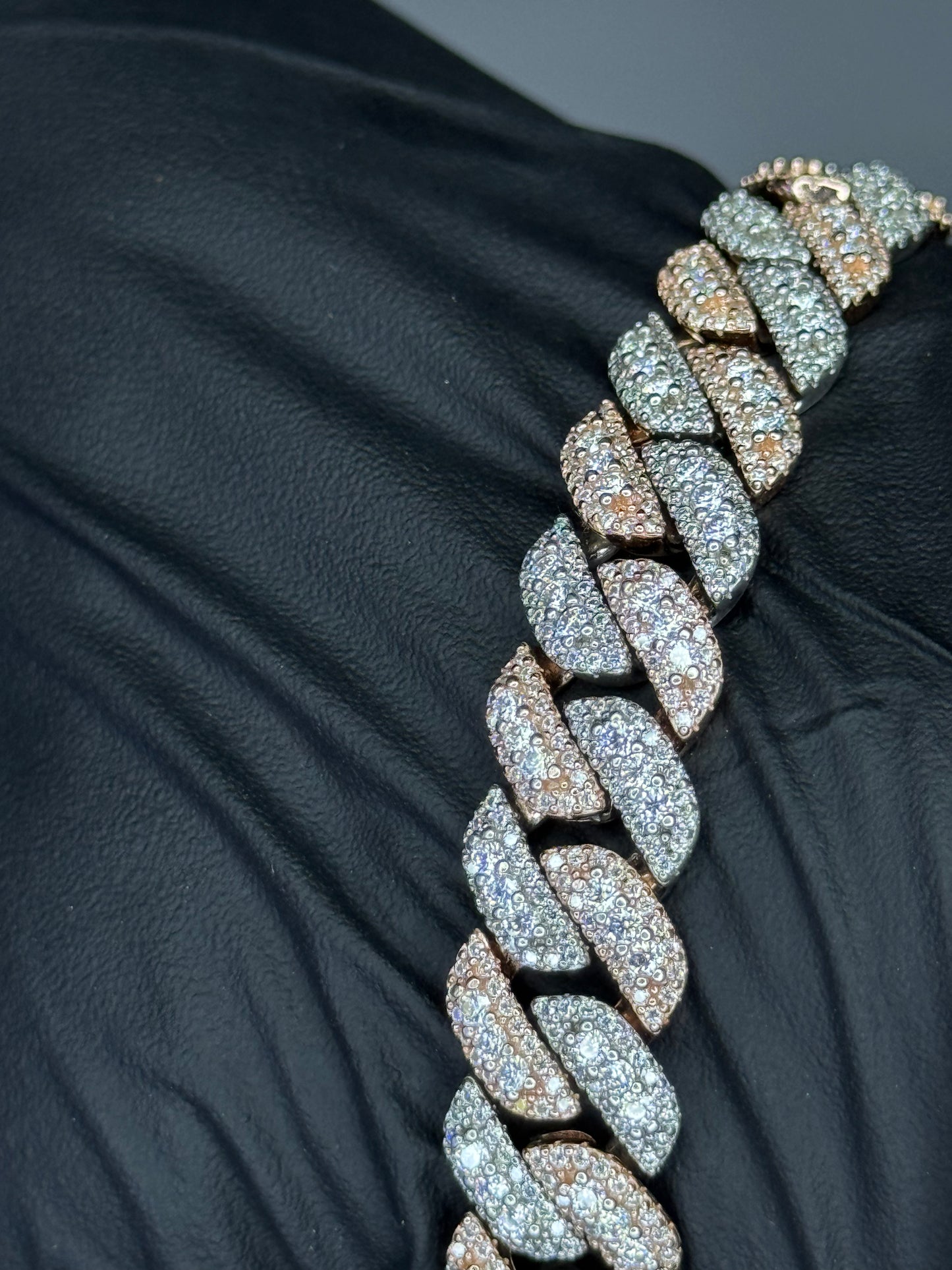 Gray&Co 10mm 3D Moissanite Cuban Link Bracelet – VVS1 D Color – 925 Sterling Silver