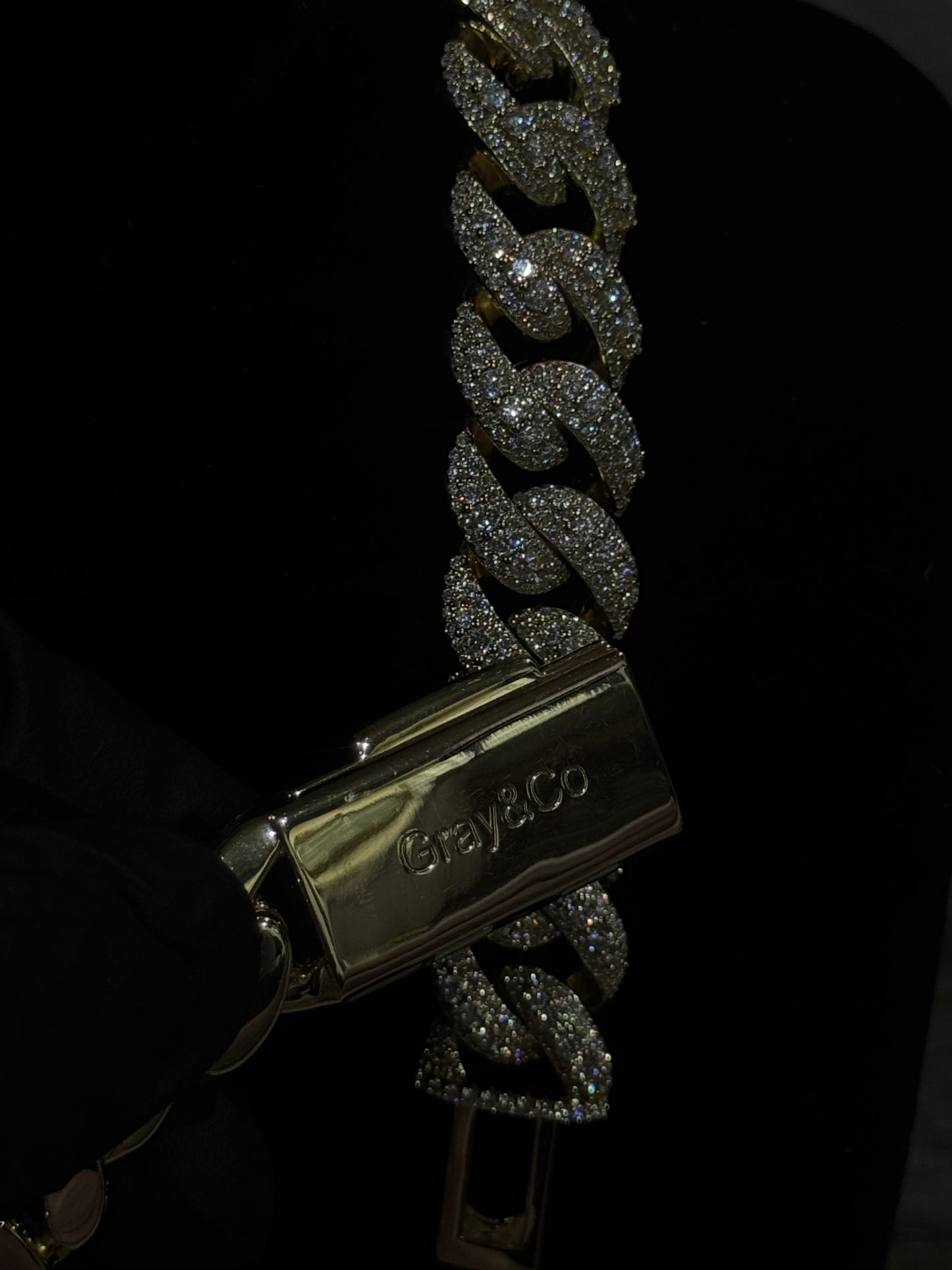 Gray&Co 16mm 3D Moissanite Cuban Link Chain